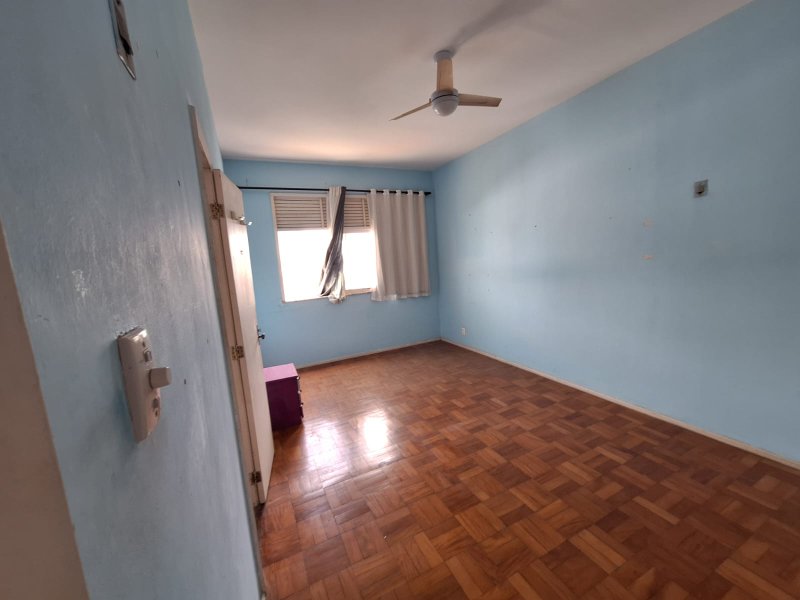 APARTAMENTO 2 SUÍTES VARANDA NASCENTE DEPENDÊNCIA GARAGEM À VENDA NO RIO VERMELHO!! Rua Conselheiro Pedro Luiz Salvador - 