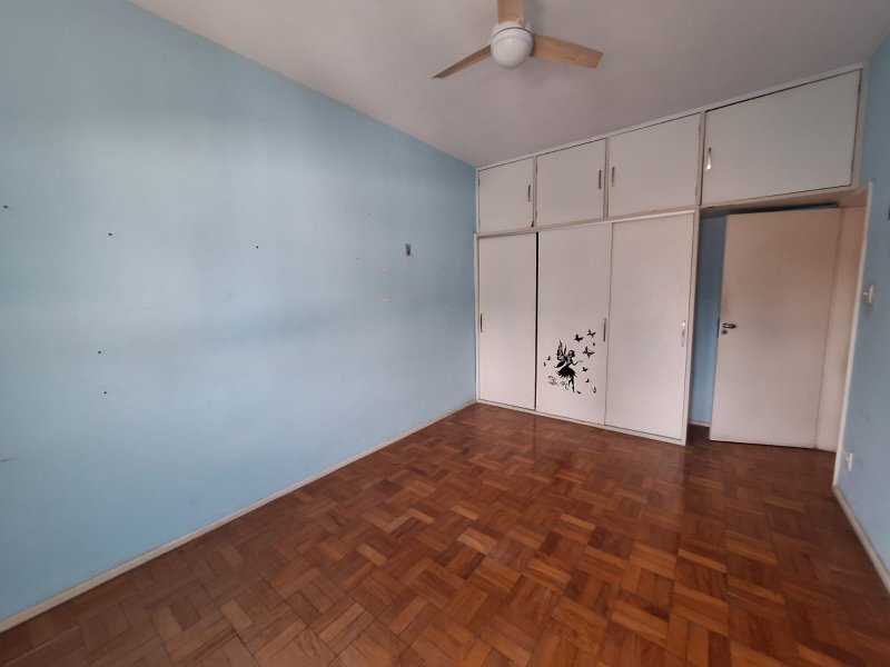 APARTAMENTO 2 SUÍTES VARANDA NASCENTE DEPENDÊNCIA GARAGEM À VENDA NO RIO VERMELHO!! Rua Conselheiro Pedro Luiz Salvador - 