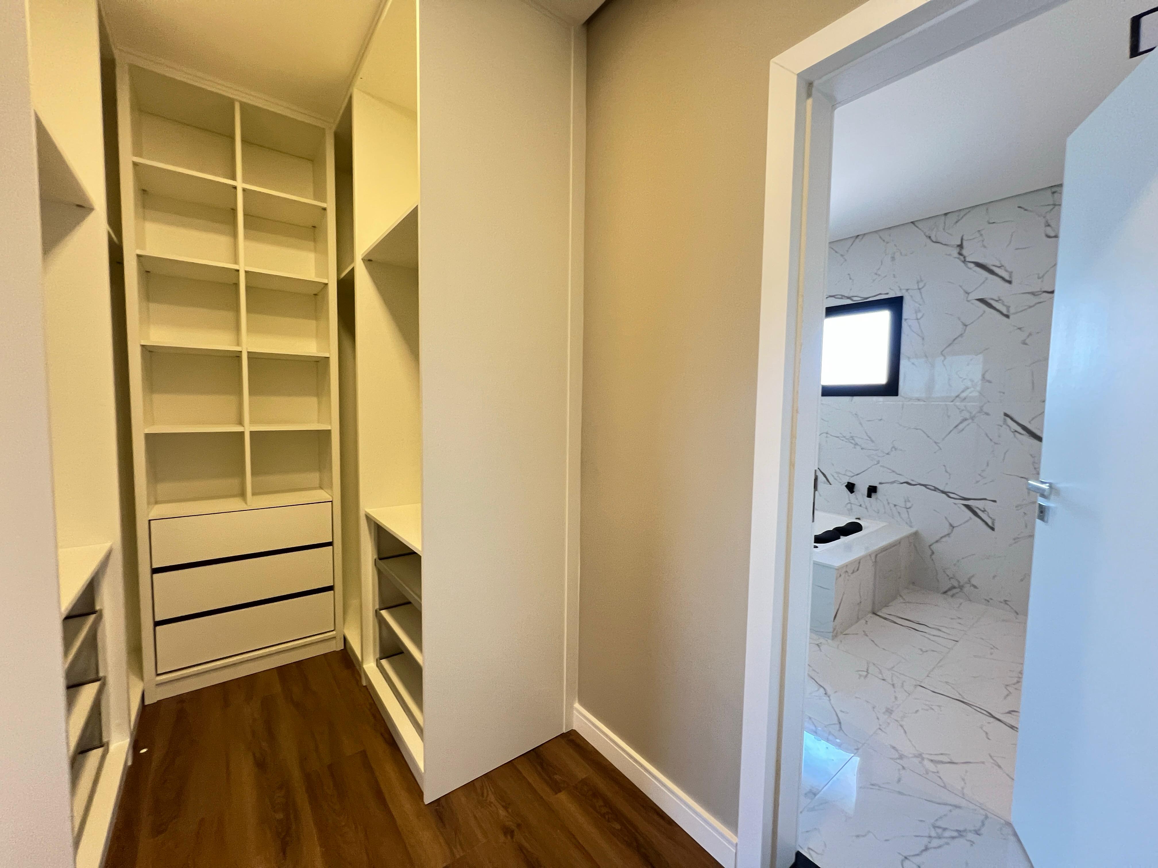 Casa com 4 dormit&oacute;rios &agrave; venda,285 m&sup2; - Condom&iacute;nio Mont Blanc - Sorocaba - SP Rua Antônio Annunciato Sorocaba - 