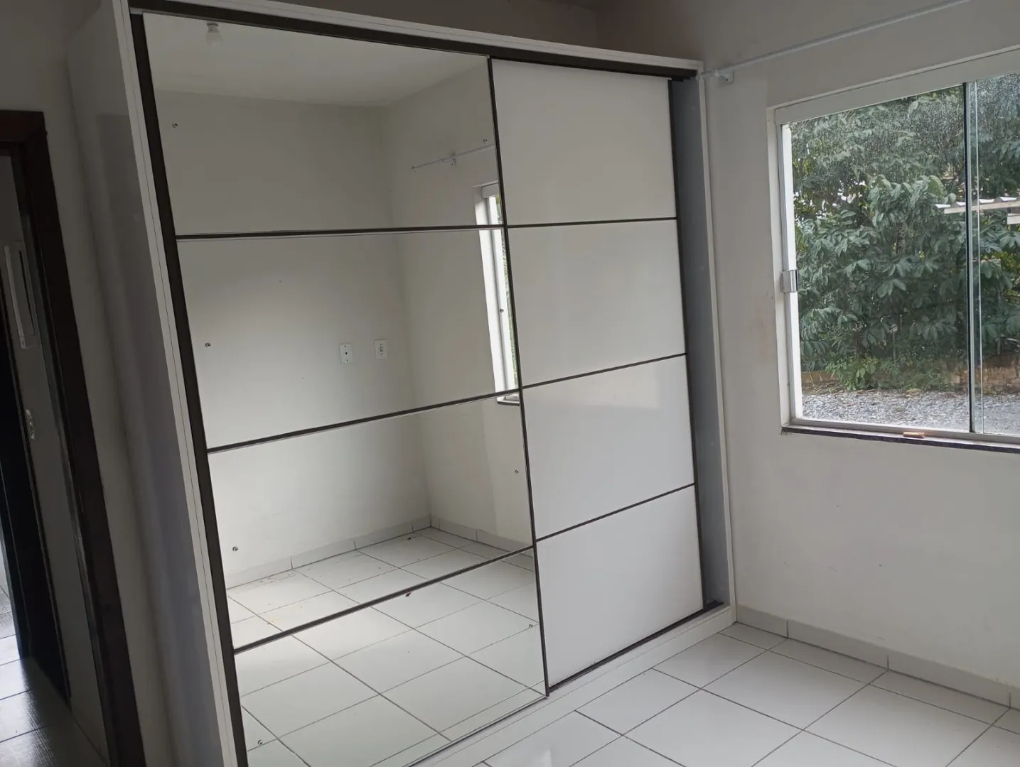 Casa semi mobiliada - B. S&atilde;o Roque  Timbó - 