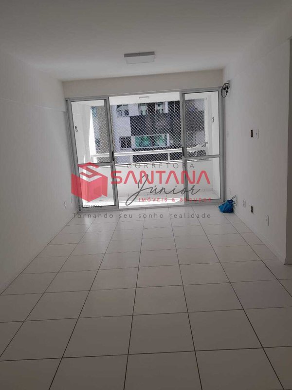 Apartamento 2/4, térreo no Jardim Aeroporto. (INDISPONÍVEL) Rua Itororó Lauro de Freitas - 