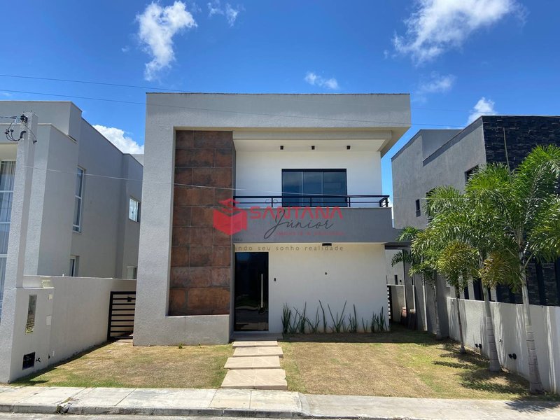 Casa nascente para locação e venda no Hortoville (INDISPONÍVEL) Rua Sucupió Camaçari - 