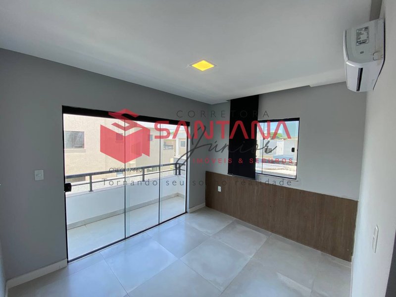 Casa nascente para locação e venda no Hortoville (INDISPONÍVEL) Rua Sucupió Camaçari - 