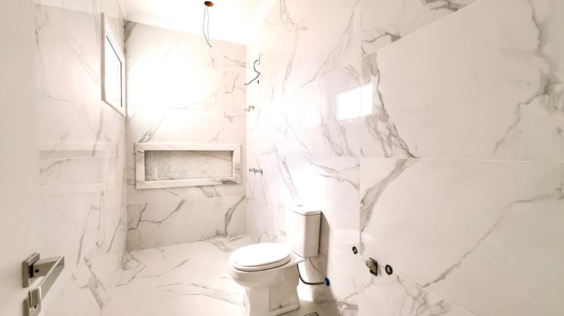 R$ 1.260.000 - BELLA VITA - LINDA CASA EM CONDOMÍNIO - 173M2 - 3 DORM - LAREIRA - PÁTIO Rua Antônio Avelino Varela Cachoeirinha - 