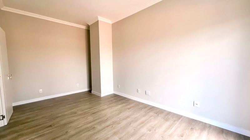 R$ 1.260.000 - BELLA VITA - LINDA CASA EM CONDOMÍNIO - 173M2 - 3 DORM - LAREIRA - PÁTIO Rua Antônio Avelino Varela Cachoeirinha - 