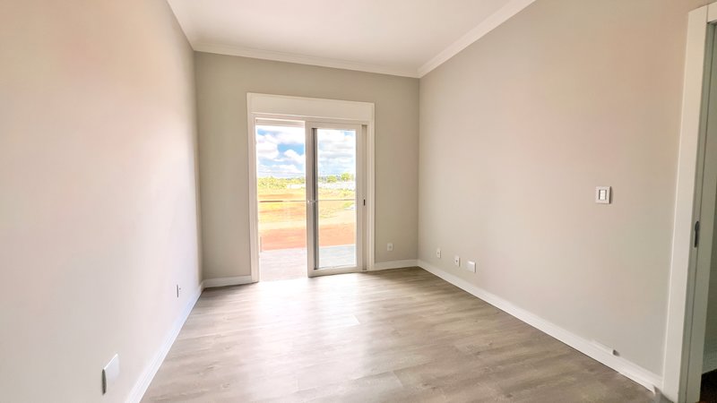 R$ 1.260.000 - BELLA VITA - LINDA CASA EM CONDOMÍNIO - 173M2 - 3 DORM - LAREIRA - PÁTIO Rua Antônio Avelino Varela Cachoeirinha - 