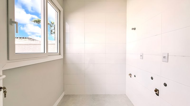 R$ 1.260.000 - BELLA VITA - LINDA CASA EM CONDOMÍNIO - 173M2 - 3 DORM - LAREIRA - PÁTIO Rua Antônio Avelino Varela Cachoeirinha - 