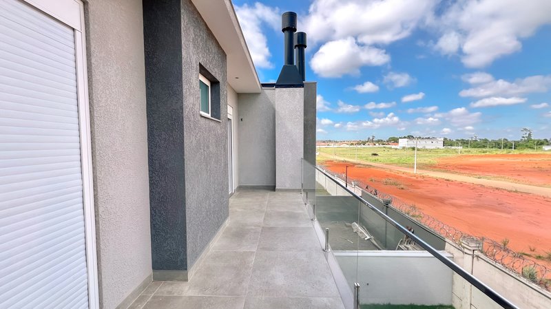 R$ 1.260.000 - BELLA VITA - LINDA CASA EM CONDOMÍNIO - 173M2 - 3 DORM - LAREIRA - PÁTIO Rua Antônio Avelino Varela Cachoeirinha - 