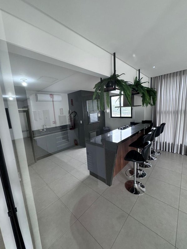 APARTAMENTO COM 1 SUÍTE MAIS 2 DORMITÓRIOS NA ÁGUAS CLARAS - Brusque - 