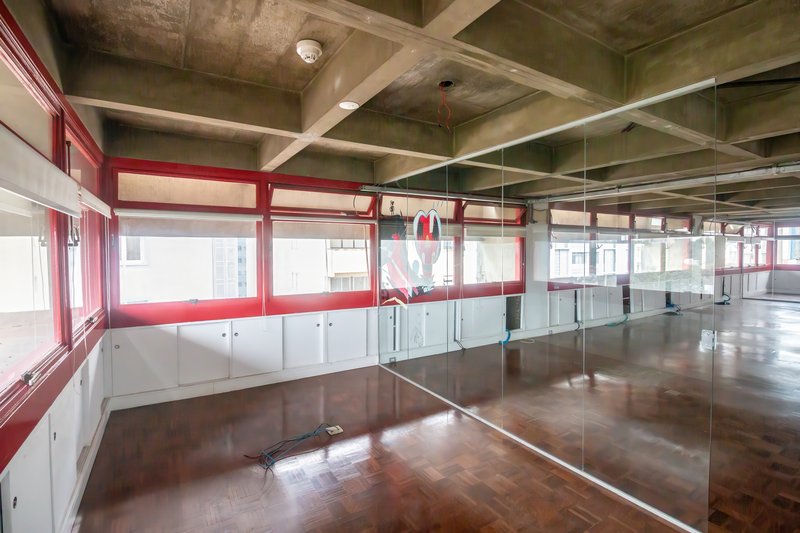 ALUGA-SE LAJE COMERCIAL 230M2 - JARDIM PAULISTA - IDEAL PARA IMPRESSIONAR O SEU CLIENTE!! Avenida Nove de Julho São Paulo - 