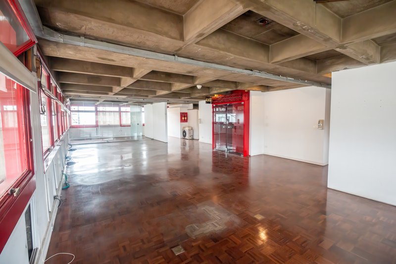 ALUGA-SE LAJE COMERCIAL 230M2 - JARDIM PAULISTA - IDEAL PARA IMPRESSIONAR O SEU CLIENTE!! Avenida Nove de Julho São Paulo - 