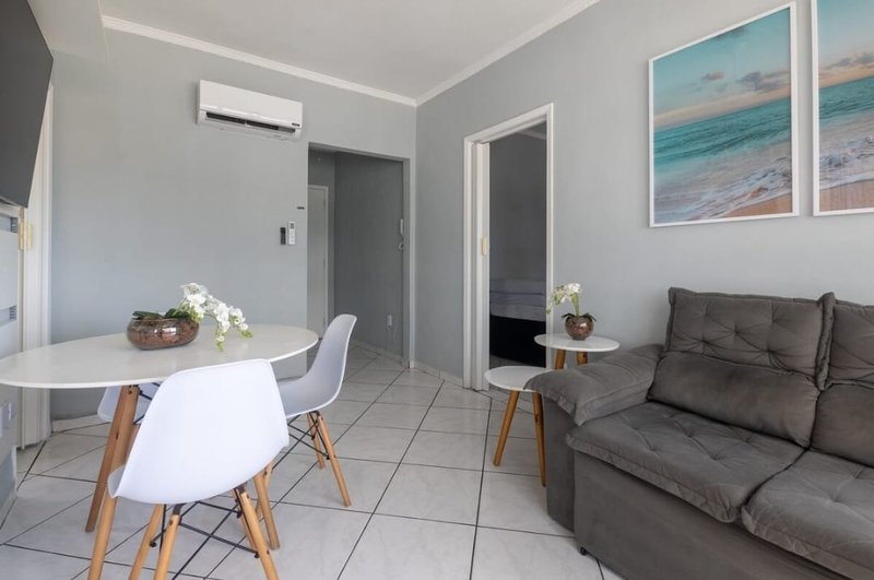 Apartamento com Vista para o Mar Mobiliado Avenida Presidente Kennedy Praia Grande - 