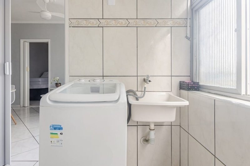 Apartamento com Vista para o Mar Mobiliado Avenida Presidente Kennedy Praia Grande - 