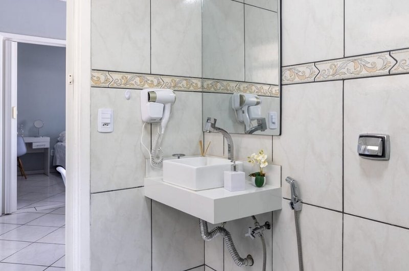 Apartamento com Vista para o Mar Mobiliado Avenida Presidente Kennedy Praia Grande - 