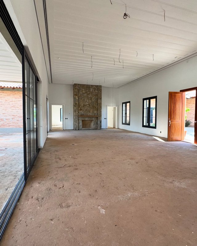 MANSÃO ESTILO TOSCANA EXCLUSIVA NO FAZENDA DA GRAMA – LUXO E SOFISTICAÇÃO! Avenida Fazenda da Grama Itupeva - 
