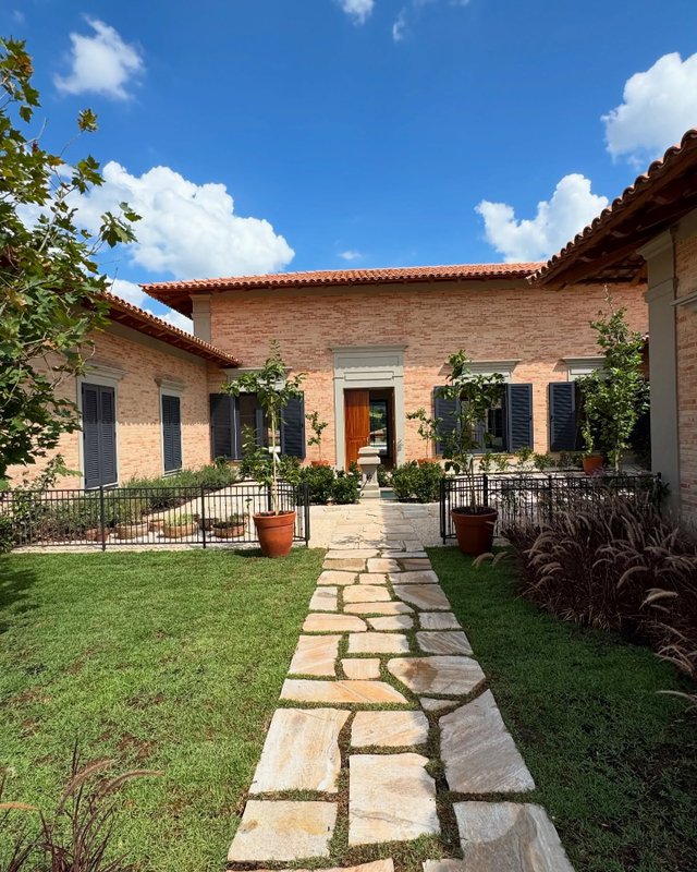 MANSÃO ESTILO TOSCANA EXCLUSIVA NO FAZENDA DA GRAMA – LUXO E SOFISTICAÇÃO! Avenida Fazenda da Grama Itupeva - 