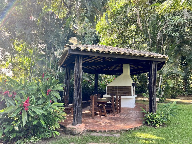 Casa Poucos Passos do Mar Arquitetura Mediterrânea na Praia de Juquehy - LOCAÇÃO ANUAL - São Sebastião - 
