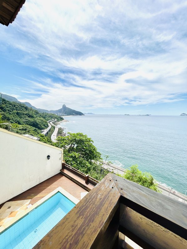 Mansão no Joá com vista para o Mar - Rio de Janeiro - 