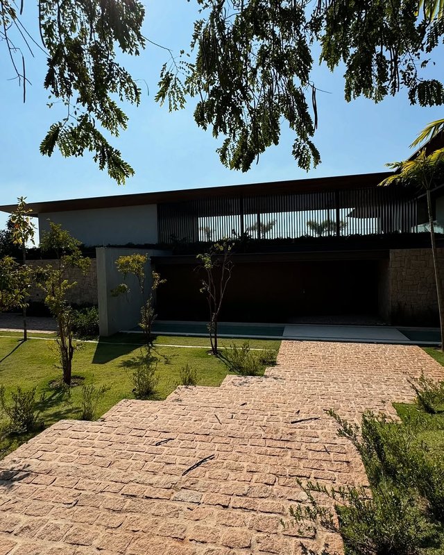 EXCLUSIVIDADE E SOFISTICAÇÃO NA FAZENDA DA GRAMA – 2.000M² DE PURO LUXO! Avenida Fazenda da Grama Itupeva - 