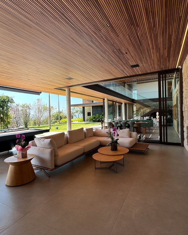 EXCLUSIVIDADE E SOFISTICAÇÃO NA FAZENDA DA GRAMA – 2.000M² DE PURO LUXO! Avenida Fazenda da Grama Itupeva - 