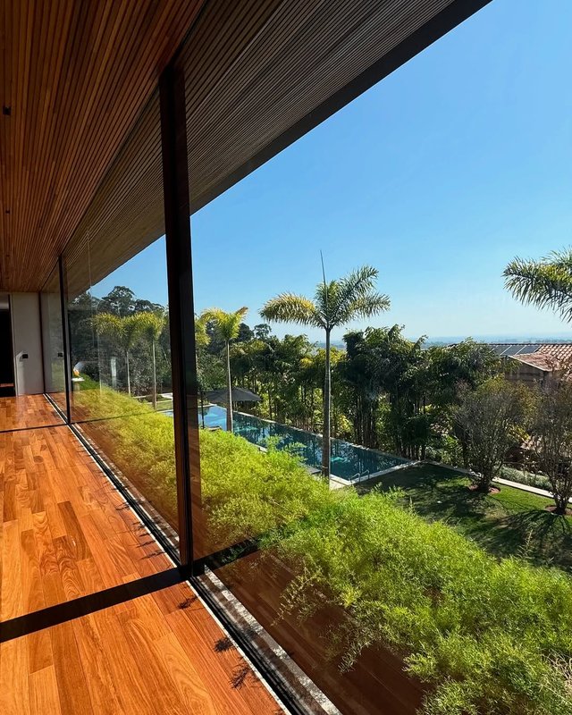 EXCLUSIVIDADE E SOFISTICAÇÃO NA FAZENDA DA GRAMA – 2.000M² DE PURO LUXO! Avenida Fazenda da Grama Itupeva - 