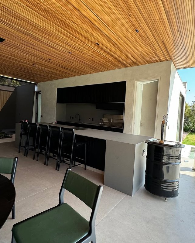 EXCLUSIVIDADE E SOFISTICAÇÃO NA FAZENDA DA GRAMA – 2.000M² DE PURO LUXO! Avenida Fazenda da Grama Itupeva - 