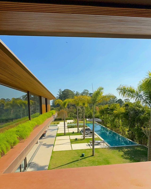 EXCLUSIVIDADE E SOFISTICAÇÃO NA FAZENDA DA GRAMA – 2.000M² DE PURO LUXO! Avenida Fazenda da Grama Itupeva - 