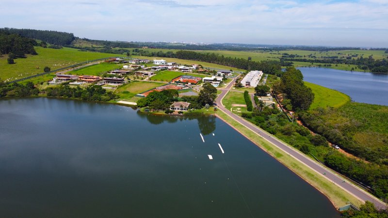 MANSÃO NO CONDOMÍNIO MAIS DESEJADO DO BRASIL FAZENDA GRAMA COM PRAIA ARTIFICIAL Avenida Fazenda da Grama Itupeva - 