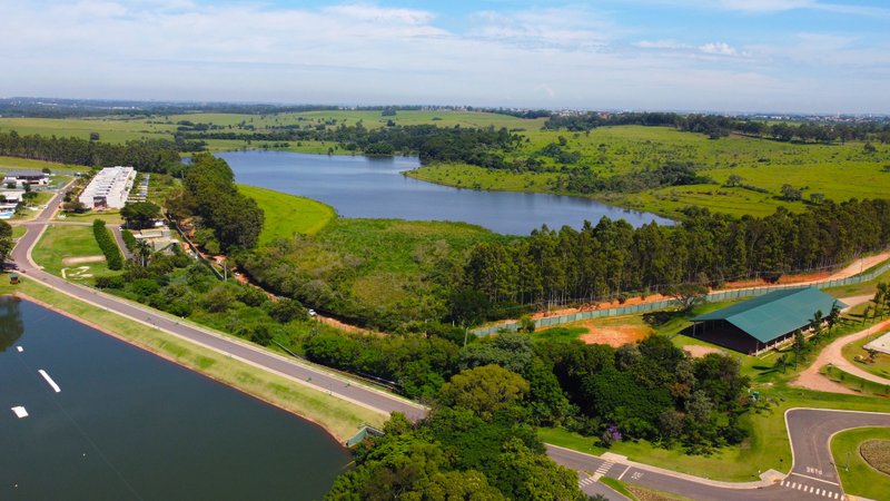 MANSÃO NO CONDOMÍNIO MAIS DESEJADO DO BRASIL FAZENDA GRAMA COM PRAIA ARTIFICIAL Avenida Fazenda da Grama Itupeva - 