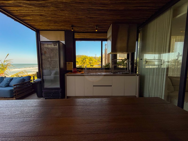 Casa Frente ao Mar na Praia de Juquehy com 4 Suítes - LOCAÇÃO DIÁRIA  São Sebastião - 