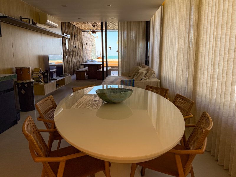 Casa Frente ao Mar na Praia de Juquehy com 4 Suítes - LOCAÇÃO DIÁRIA  São Sebastião - 