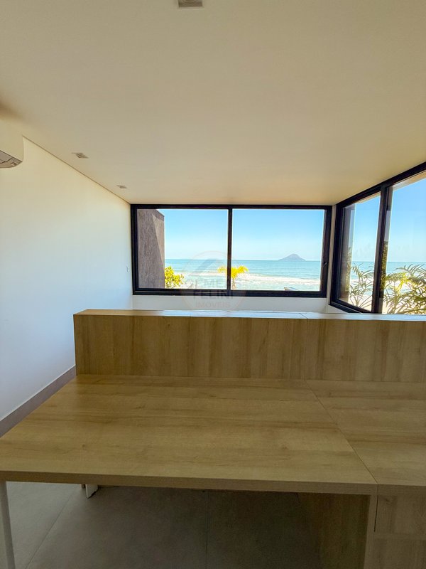 Casa Frente ao Mar na Praia de Juquehy com 4 Suítes - LOCAÇÃO DIÁRIA  São Sebastião - 