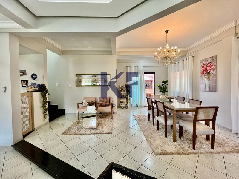 Sobrado Reformado no Rio Madeira – 3 Quartos | Conforto, Espaço e Exclusividade Rua Francisco Otero Porto Velho - 