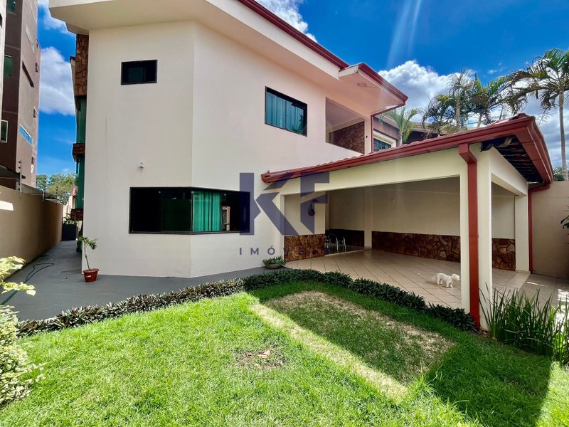 Sobrado Reformado no Rio Madeira – 3 Quartos | Conforto, Espaço e Exclusividade Rua Francisco Otero Porto Velho - 