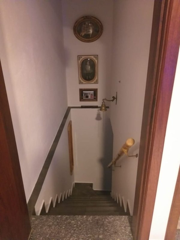 Casa térrea com 03 dormitórios, suíte com banheira, ampla cozinha - Mogi das Cruzes - 