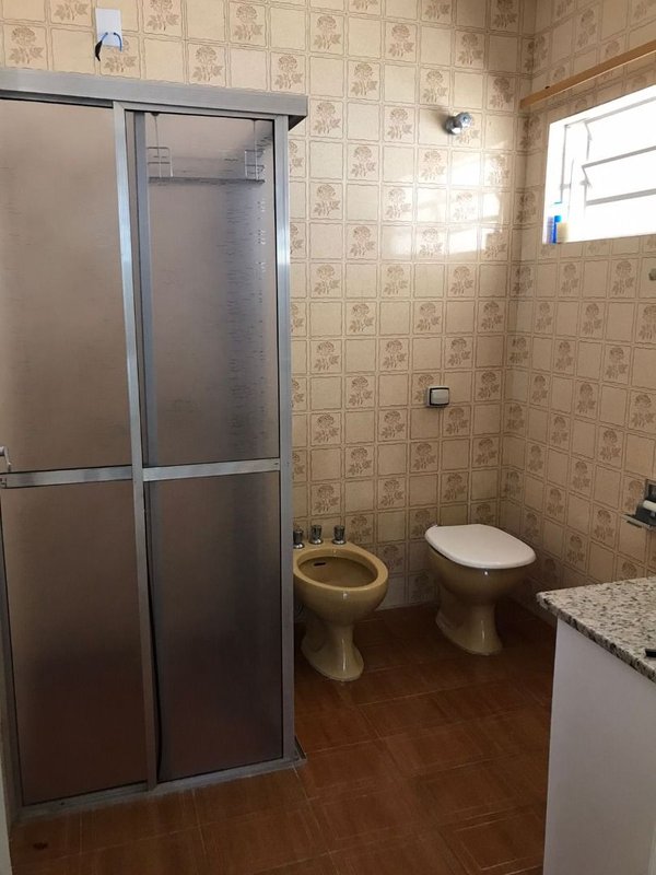 Casa térrea no Vila Rubens com 02 dormitórios, sala, cozinha e banheiro - Mogi das Cruzes - 