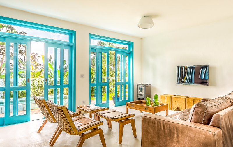 Casa com Vista Deslumbrante para o Mar na Praia de Juquehy -  À VENDA - São Sebastião - 