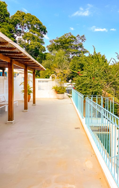 Casa com Vista Deslumbrante para o Mar na Praia de Juquehy -  À VENDA - São Sebastião - 
