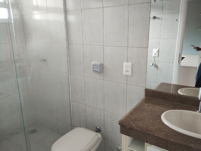 Lindo Sobrado em Condomínio Fechado na Vila Oliveira com 03 dormitórios - Mogi das Cruzes - 