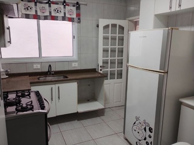 Lindo Sobrado em Condomínio Fechado na Vila Oliveira com 03 dormitórios - Mogi das Cruzes - 