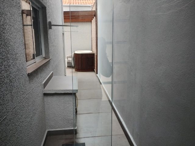 Lindo Sobrado em Condomínio Fechado na Vila Oliveira com 03 dormitórios - Mogi das Cruzes - 