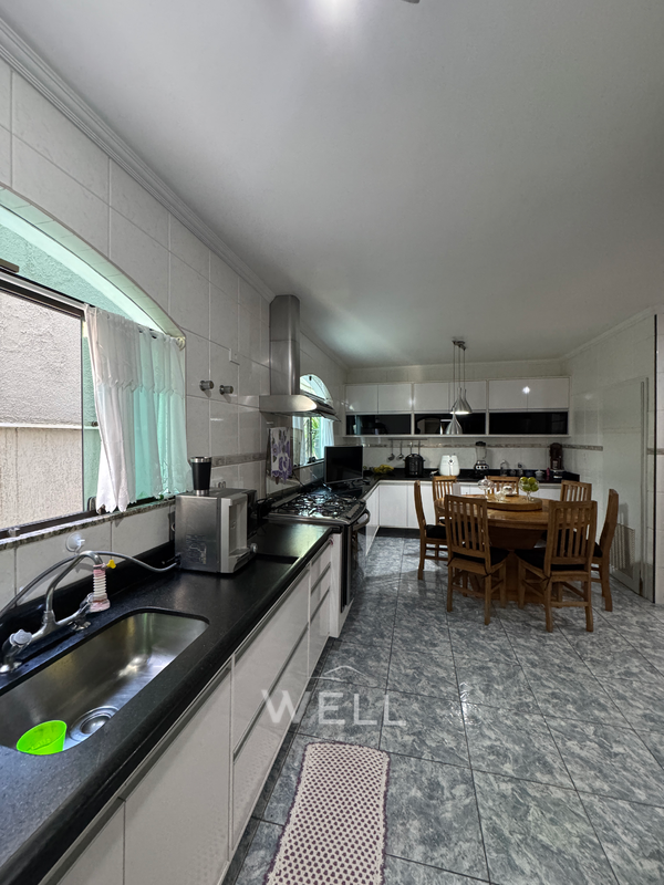 Casa à venda no Parque dos Pássaros com toda mobília inclusa 280m2 - 04 dorms - São Bernardo do Campo - 