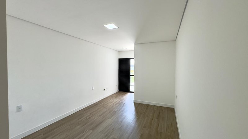 LINDA CASA EM ATIBAIA - Atibaia - 