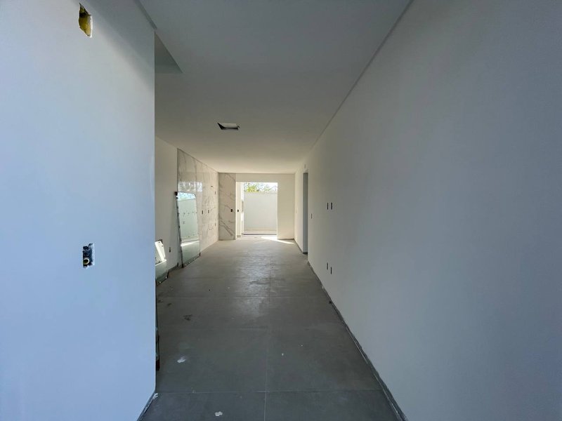 Apartamento térreo com 2 quartos, Bairro Santa Regina - Camboriú-SC Rua Londres Camboriú - 