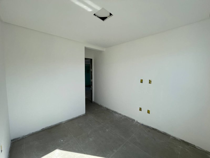 Apartamento térreo com 2 quartos, Bairro Santa Regina - Camboriú-SC Rua Londres Camboriú - 