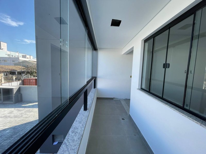 Apartamento com 2 quartos, Bairro Santa Regina - Camboriú-SC Rua Londres Camboriú - 