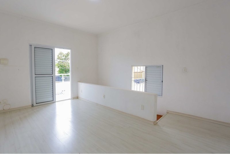 Casa Á venda no Jardim Bertanha, 243m - R$ 537.000 - 4 Dormitórios- 2 Suítes - Sorocaba SP Rua Abdalla Tebet Sorocaba - 