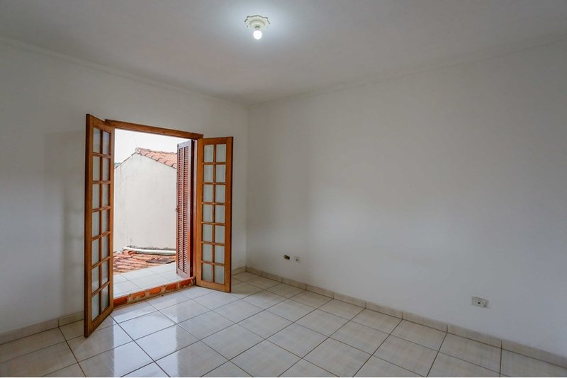Casa Á venda no Jardim Bertanha, 243m - R$ 537.000 - 4 Dormitórios- 2 Suítes - Sorocaba SP Rua Abdalla Tebet Sorocaba - 