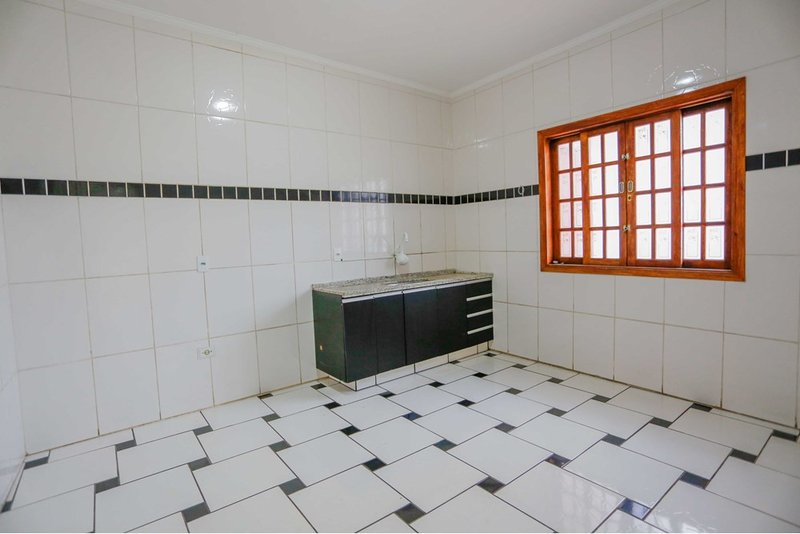 Casa Á venda no Jardim Bertanha, 243m - R$ 537.000 - 4 Dormitórios- 2 Suítes - Sorocaba SP Rua Abdalla Tebet Sorocaba - 