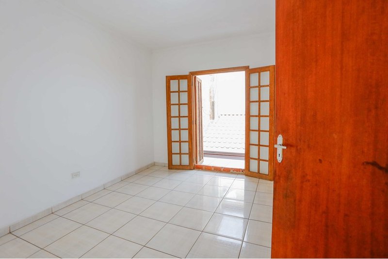 Casa Á venda no Jardim Bertanha, 243m - R$ 537.000 - 4 Dormitórios- 2 Suítes - Sorocaba SP Rua Abdalla Tebet Sorocaba - 